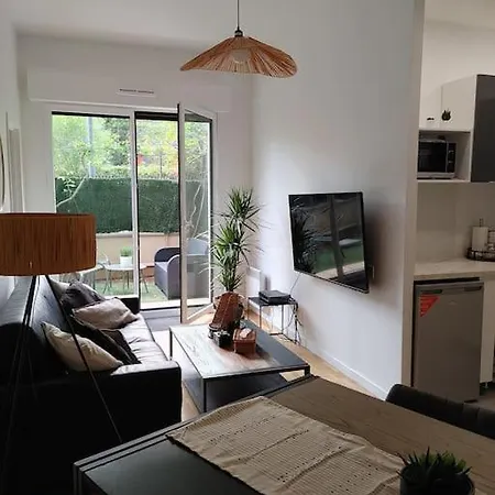 Cocon Lumineux Avec Parking Et Sauna Paris Direct Asnières